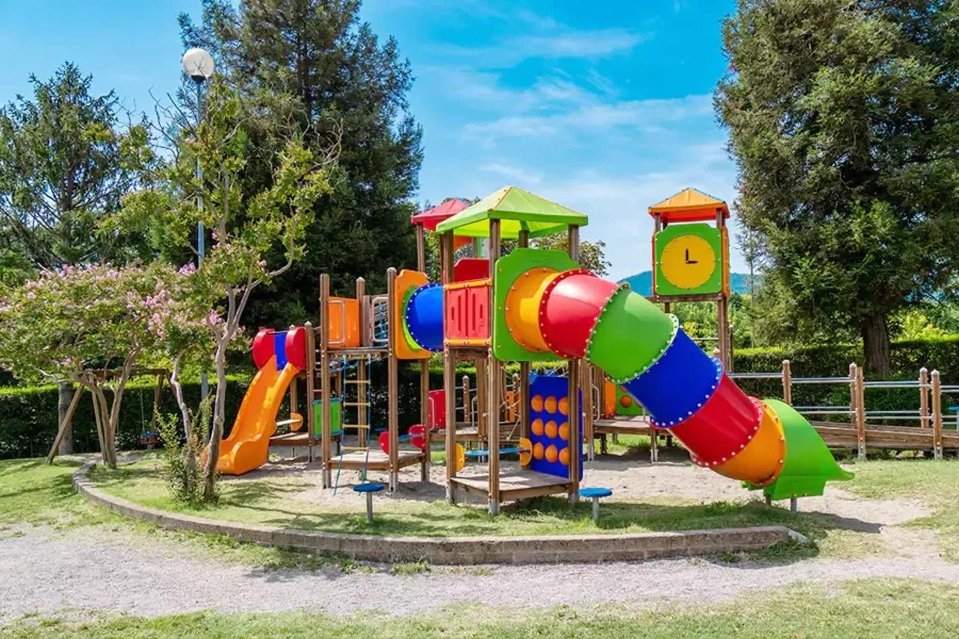 Estivo Premium Deluxe Mobile Homes On Camping Del Sole Village Iseo Extérieur photo