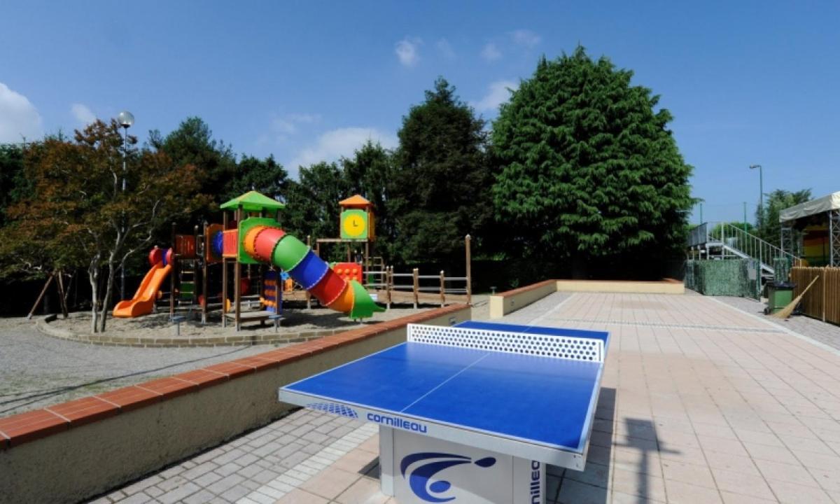 Estivo Premium Deluxe Mobile Homes On Camping Del Sole Village Iseo Extérieur photo