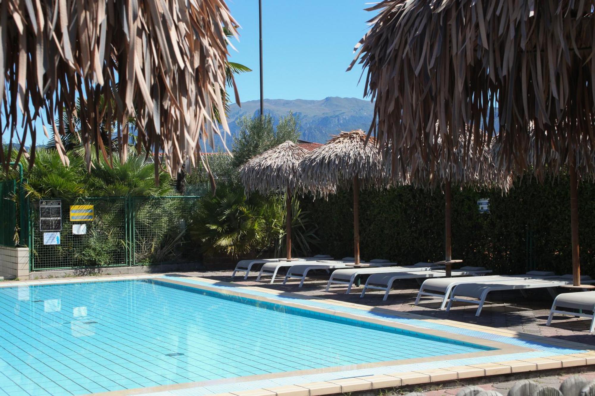 Estivo Premium Deluxe Mobile Homes On Camping Del Sole Village Iseo Extérieur photo