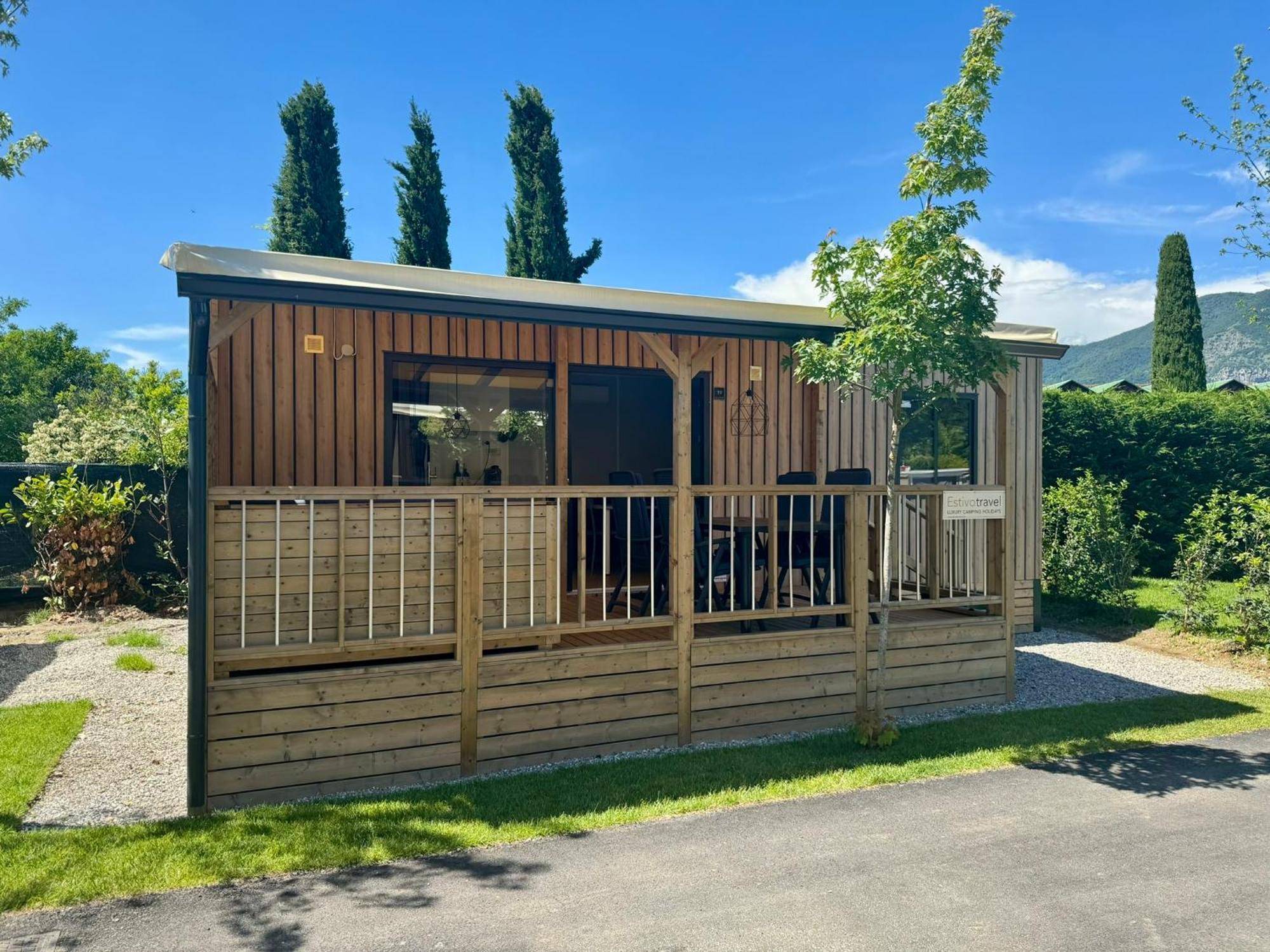 Estivo Premium Deluxe Mobile Homes On Camping Del Sole Village Iseo Extérieur photo